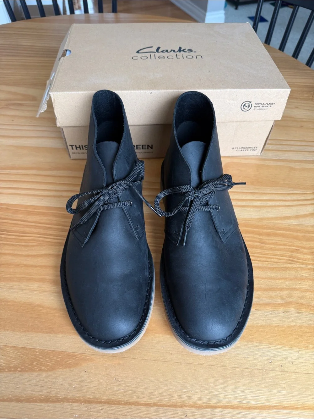 Clarks Bushacre 3 Black Leather Chukka Leather Boots NEW IN BOX